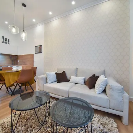 Apartment Center Simeon