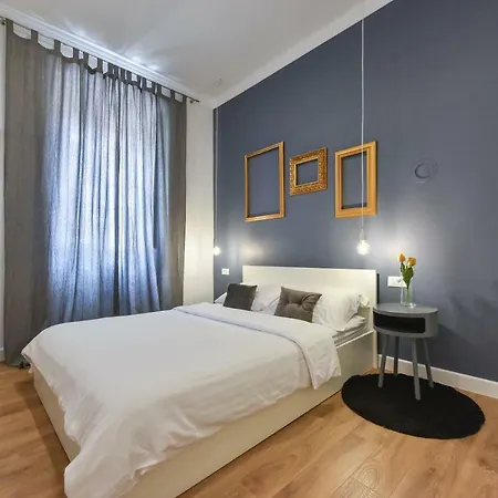 Apartment Center Simeon
