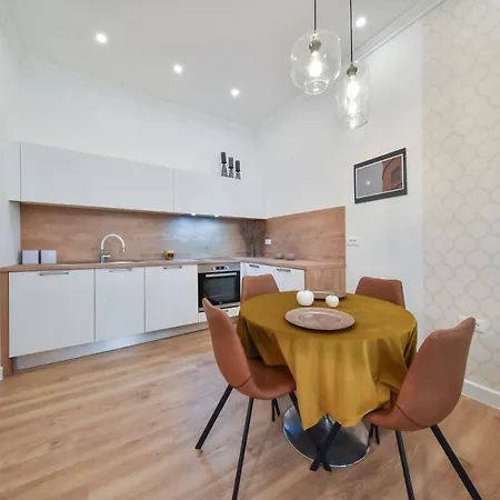 Apartment Center Simeon Zadar