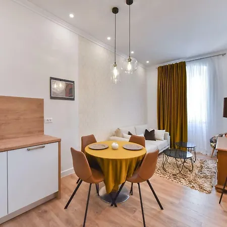 Center Simeon Apartment Zadar